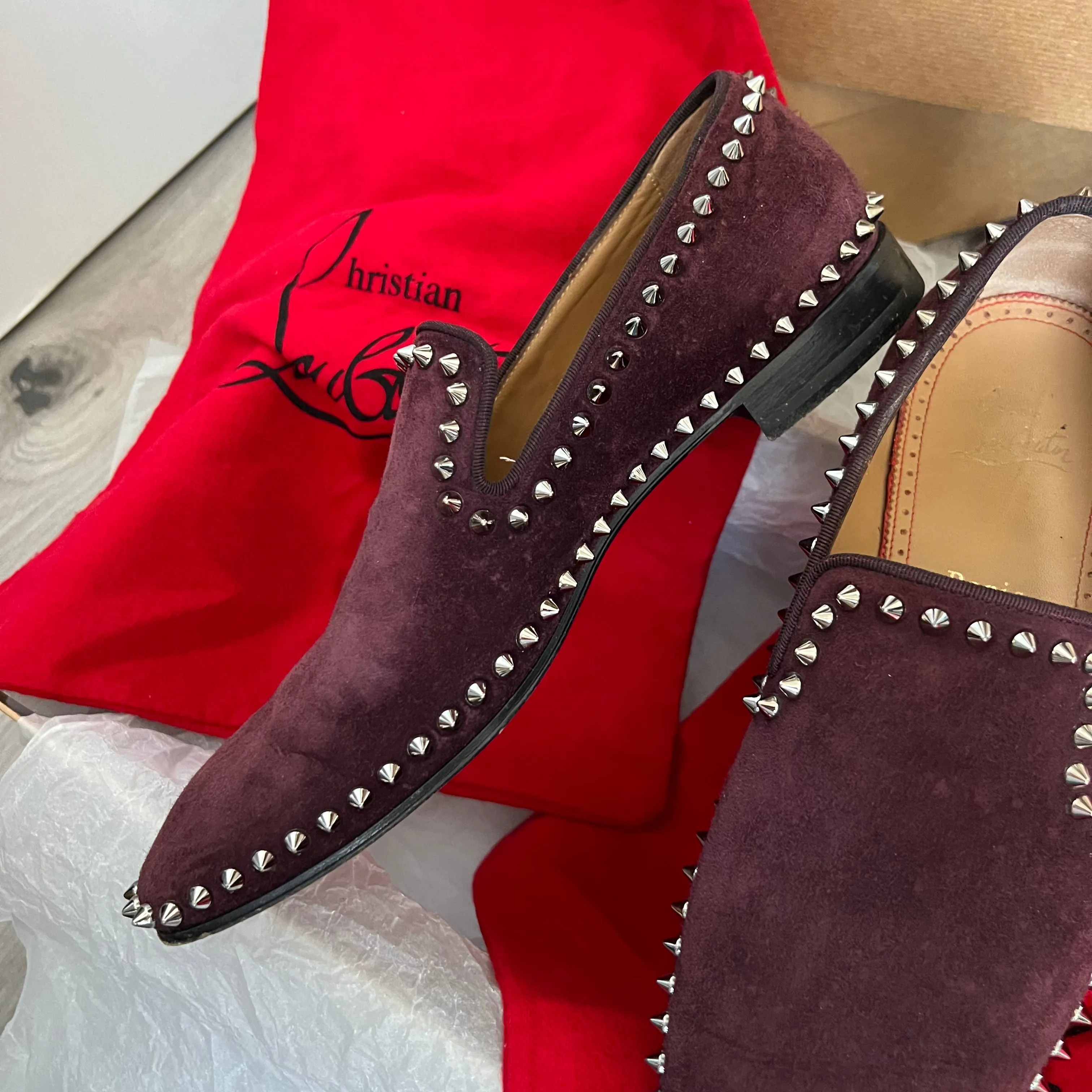 Authentic Christian Louboutin Dandelion Burgundy Suede Loafers 6UK 40 7US