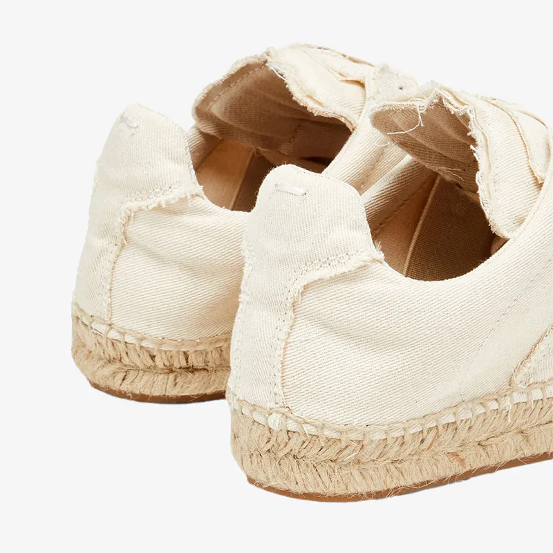 Chic Off-White canvas Sneakers