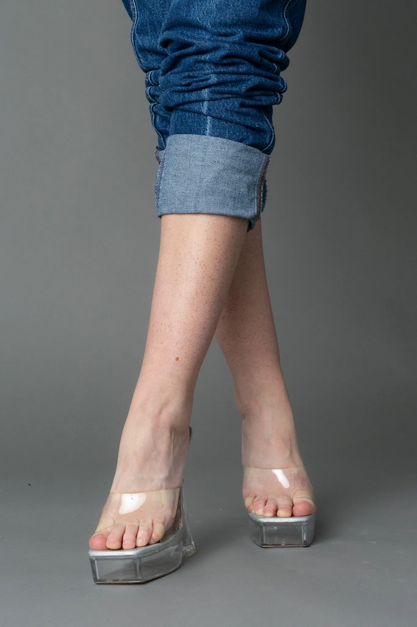 Henuita Clear Platform Heels