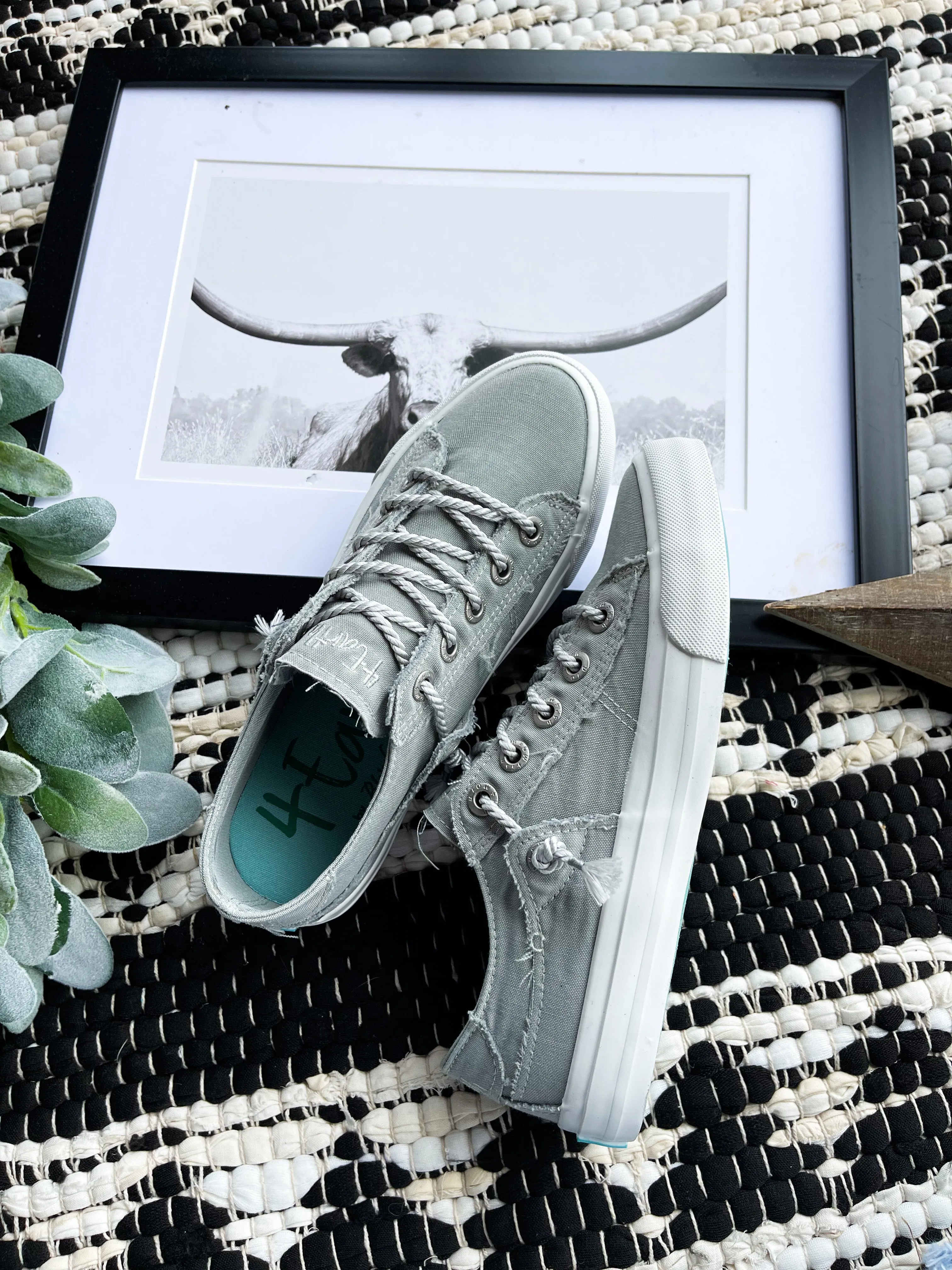 Martina Desert Washed Canvas Shoe