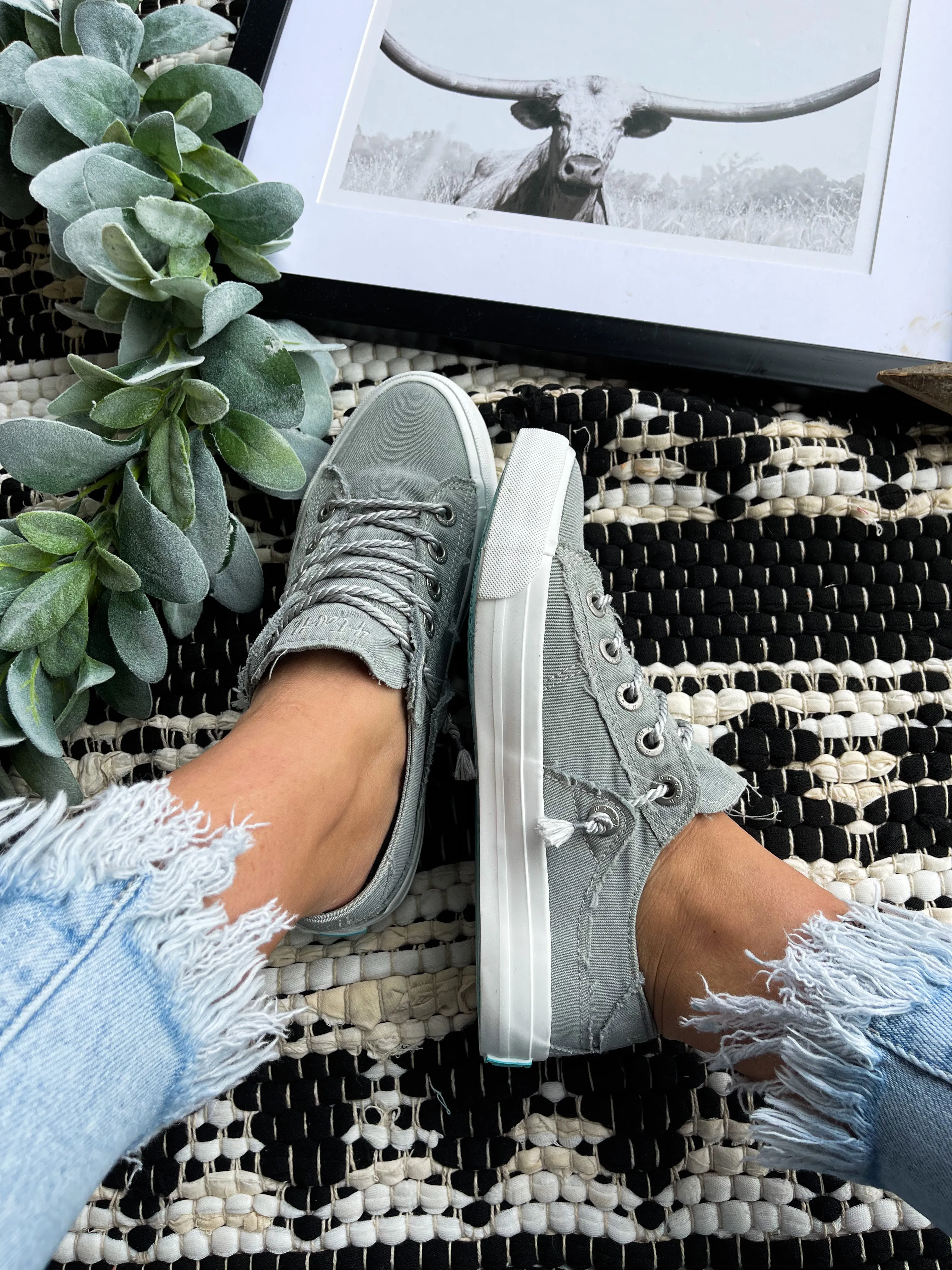 Martina Desert Washed Canvas Shoe