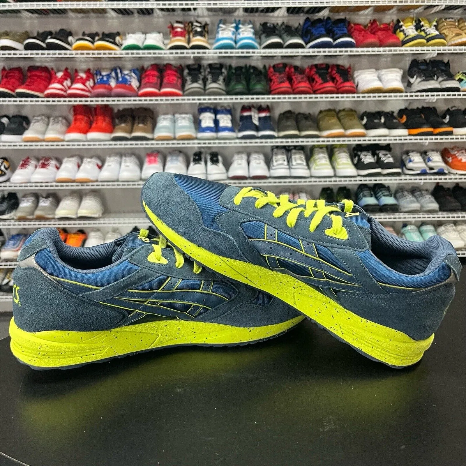 Men's ASICS GEL SAGA Blue / Green Running Shoes | Size 13 | H137k